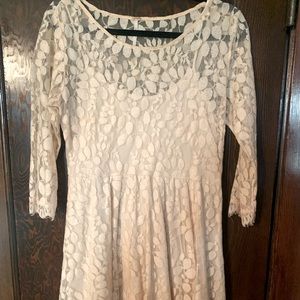 FREE PEOPLE Lace Babydoll Stretchy Fully Lined Sweetheart Dress